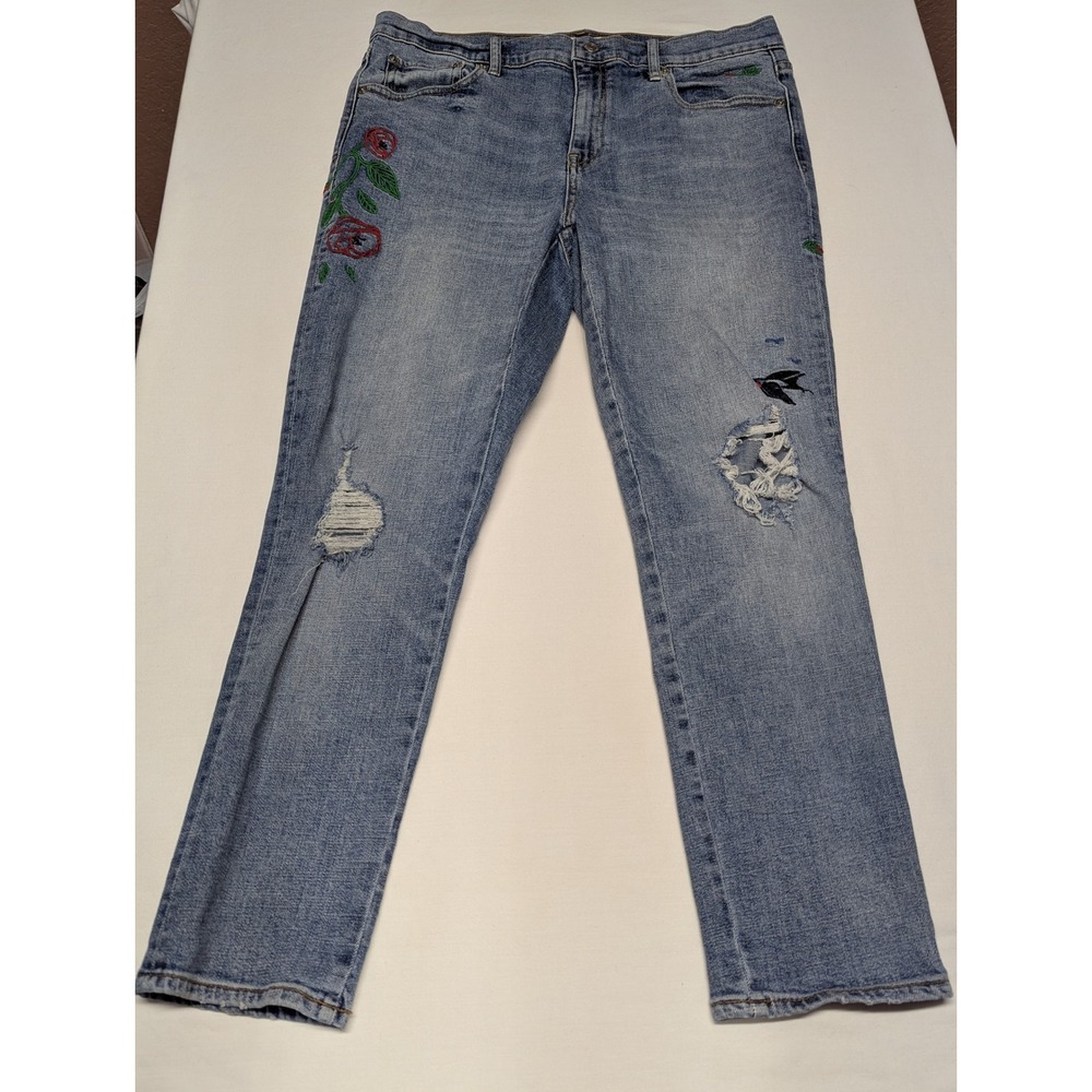 Gap 1969 Best Girlfriend Jeans 31 Light Wash Embroidered Floral Bird Distressed